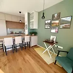 Modern With Garden Free Parking Daire Ljubljana